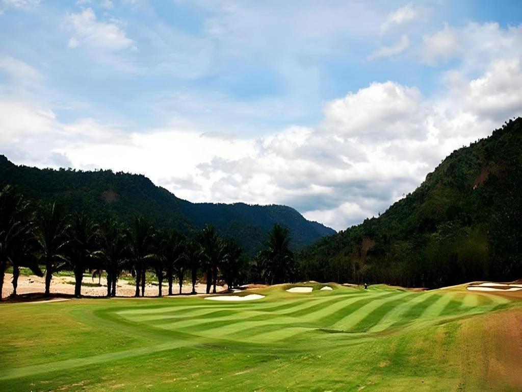 Royal Hills Golf Resort & Spa Након Найок Екстериор снимка
