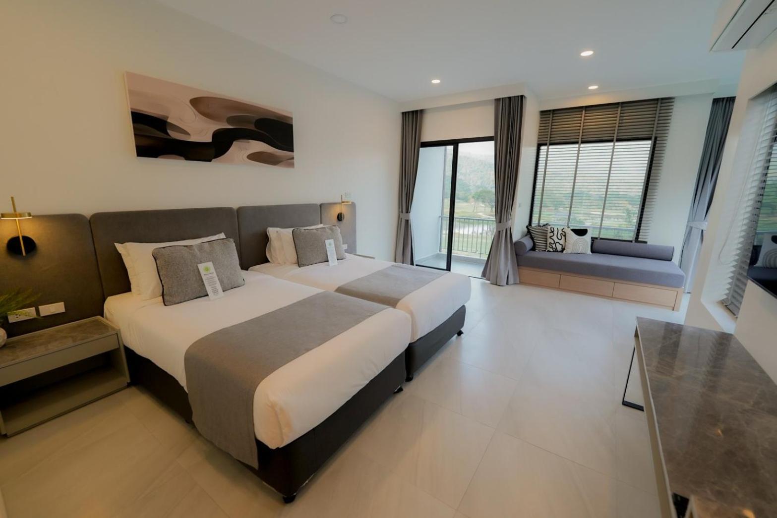 Royal Hills Golf Resort & Spa Након Найок Екстериор снимка