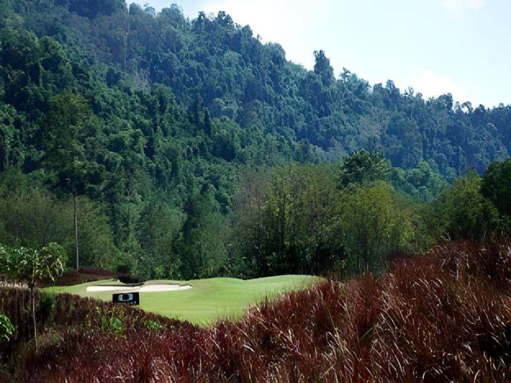 Royal Hills Golf Resort & Spa Након Найок Екстериор снимка